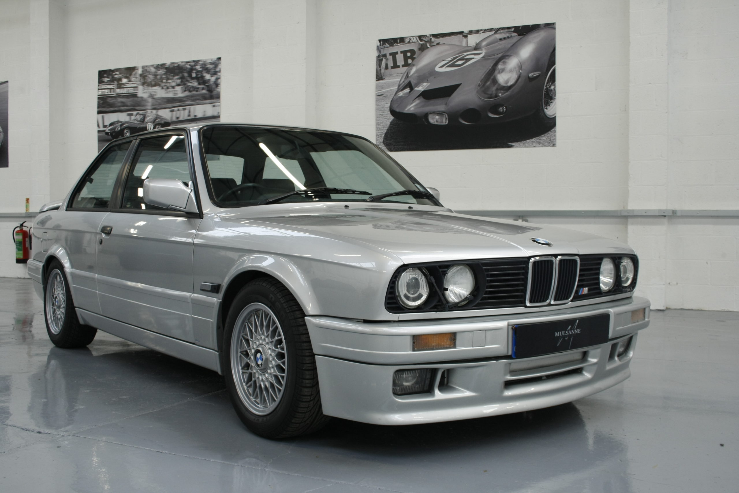 BMW E30 325i Sport front